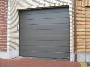 Porte de garage sectionnelle LDOOR